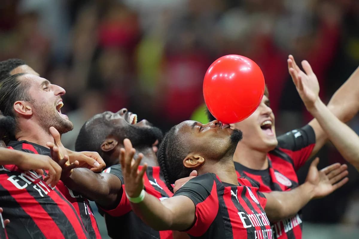 El Milan lidera la Serie A tras vencer al Hellas Verona
