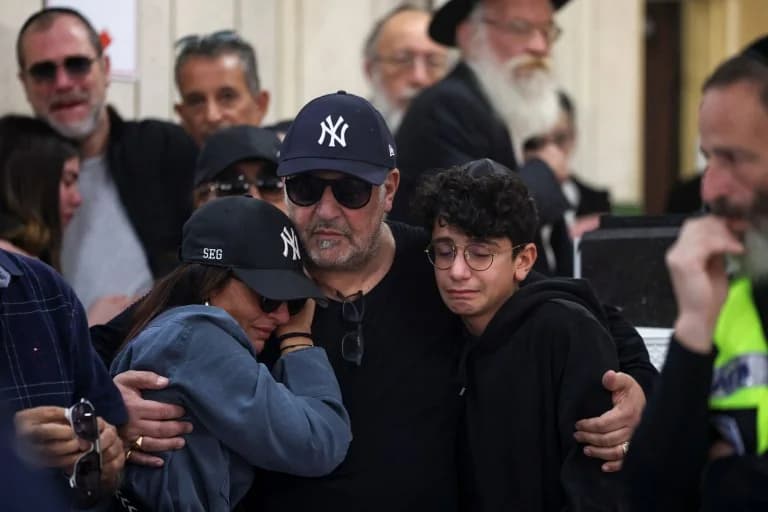 Bondi Attack: Families Demand Inquiry into Antisemitism Rise