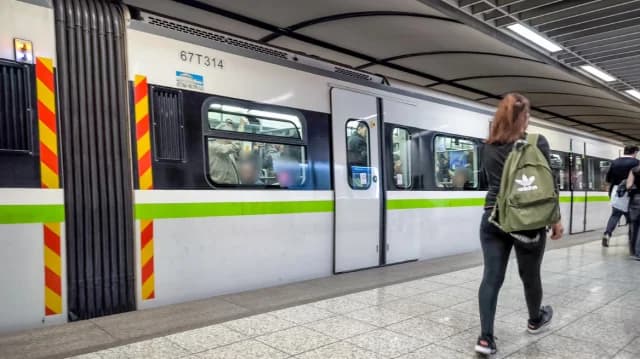 תקלה ברכבת בקו 3 של המטרו: עיכובים בשירות