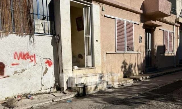 Ανήλικος έπεσε από μπαλκόνι στην Πάτρα