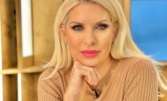 Konstantinos Bogdanos: "Eleni Menegaki no se echa de menos, la tontería ya no vende"