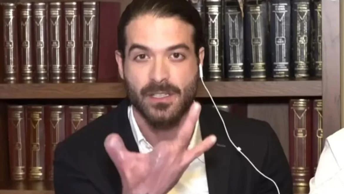 Aris Mougkopetros: Touching Account of Amputated Fingers and Children