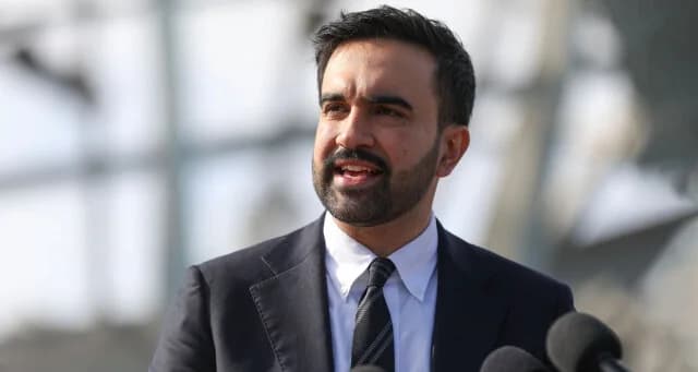 Zohran Mamdani wird als New Yorker Bürgermeister auf den Koran vereidigt