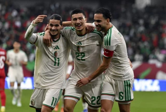 Afrika-Cup: Algerien erreicht mit perfekter 3x3-Bilanz das Achtelfinale