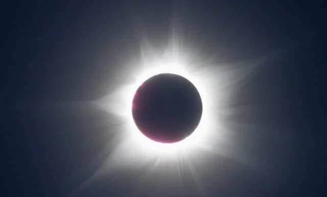 Totale Sonnenfinsternis in Europa 2026 und andere astronomische Ereignisse