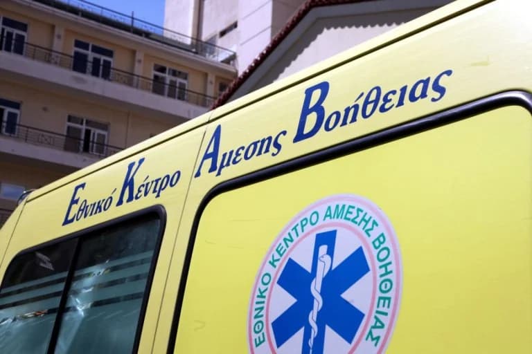 Δύο σοβαροί τραυματισμοί σε τροχαία ατυχήματα στην Αττική