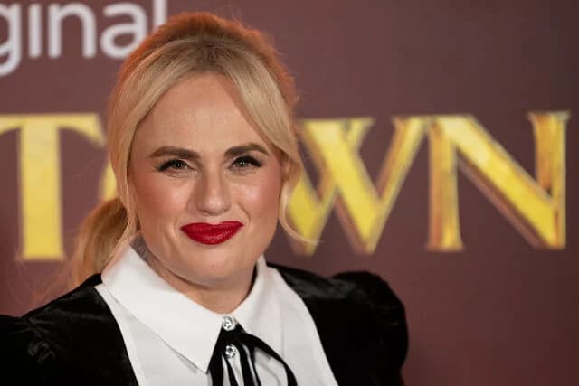 Rebel Wilson Shares Photo of Daughter, Asks Mothers a Realistic Question