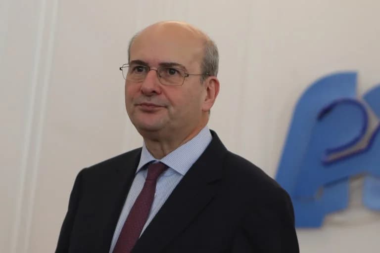 Πόλεμος ανακοινώσεων ΠΑΣΟΚ – Χατζηδάκη για τους αγρότες