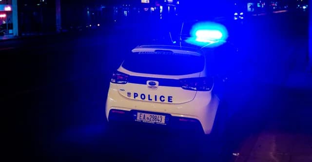Kifisia: Conductor ebrio daña siete coches aparcados
