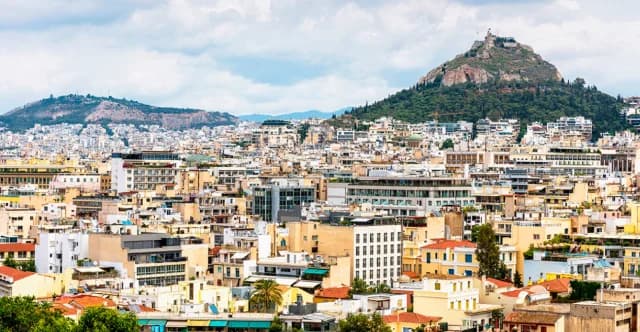 Επιδότησεις για ανακαίνιση σπιτιού έως €36.000: Ποιοι είναι δικαιούχοι