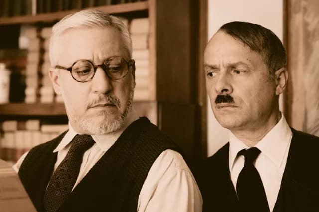 Mein Komplex: Гитлер встречает Фрейда в Афинах