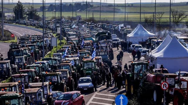 Agricultores en Malgara Decidirán Sobre Escalada y Posible Marcha de Tractores a Atenas