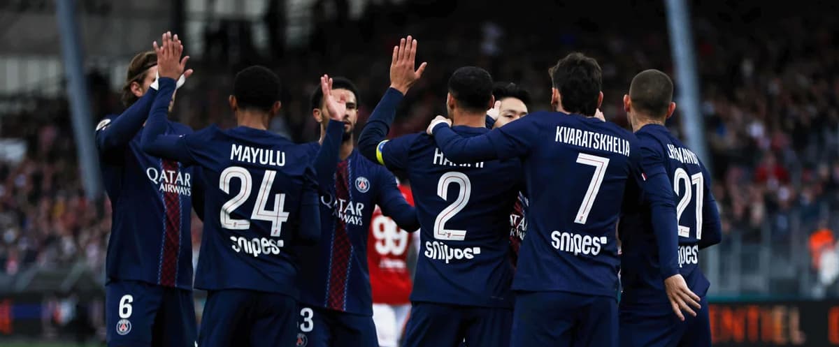 Paris Saint-Germain besiegt Paris FC