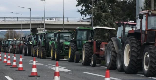 Agricultores planean un 'bloqueo' de 48 horas en carreteras y aduanas: Dónde ocurrirán los bloqueos