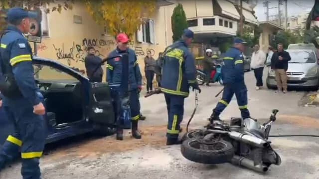 维罗纳斯交通事故：摩托车与汽车相撞 - 有人员受伤