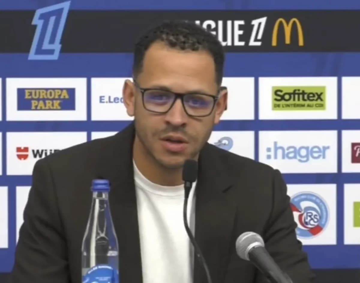 L. Rosenior: 'Ich bin bereit, Chelsea-Trainer zu werden'