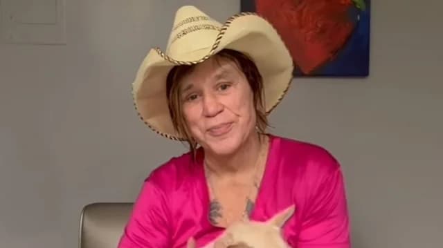 Mickey Rourke responde a la campaña de recaudación de fondos tras la amenaza de desalojo