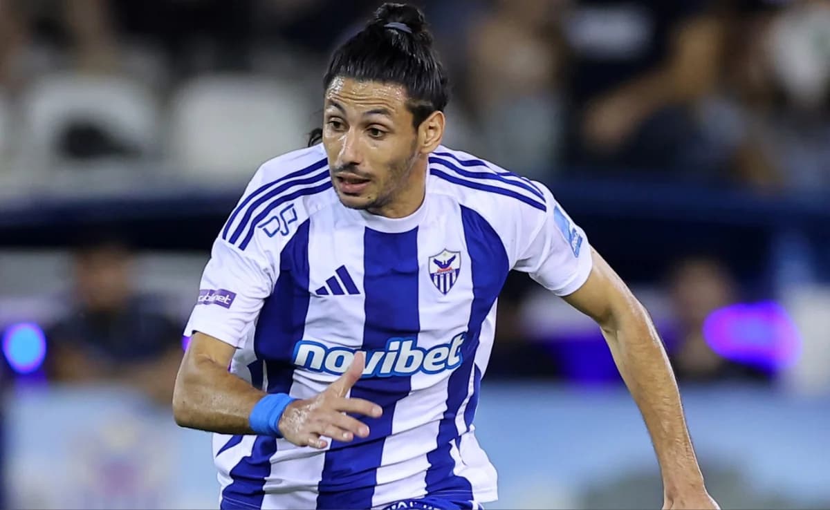 Krasava hace una oferta por Marios Elias del Anorthosis