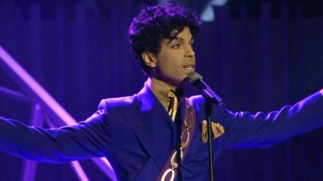 Stranger Things Finale Boosts Prince's Songs on Streaming Platforms