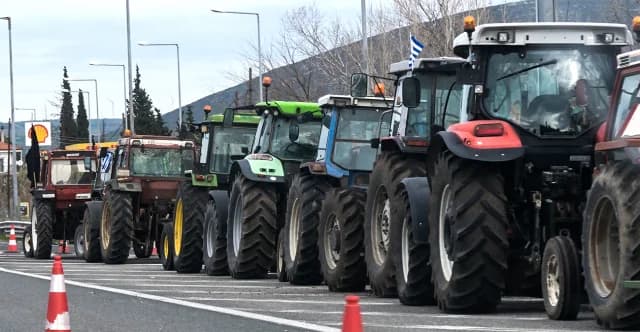 Maximos Mansion: Dialogue and Warnings Regarding Farmers' Blockades