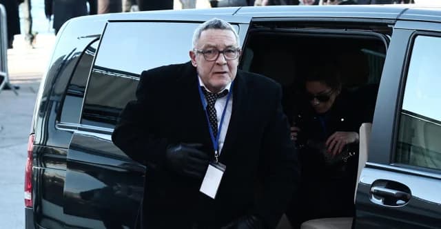 Отчужденный сын Брижит Бардо посетил ее похороны