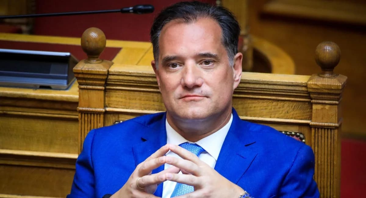 Adonis Georgiadis niega conexión con cuenta anónima en X