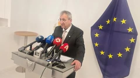 Mousiouttas Meets with Social Partners on Labor Issues