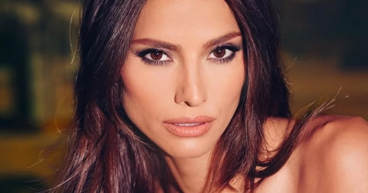 Iliana Papageorgiou: Peinado Retro con un Toque Moderno