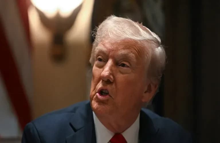 Trump: „Monumentale Schäden“ an iranischen Atomanlagen – Erwägt Regimewechsel