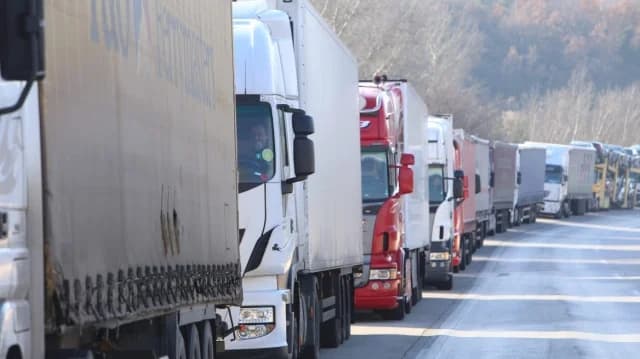 OFAE fordert Anpassung der Fahrerarbeitszeiten aufgrund von Bauernblockaden
