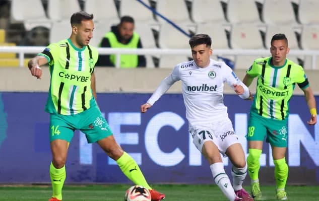 Omonia – AEK: Spiel-Highlights (Video)