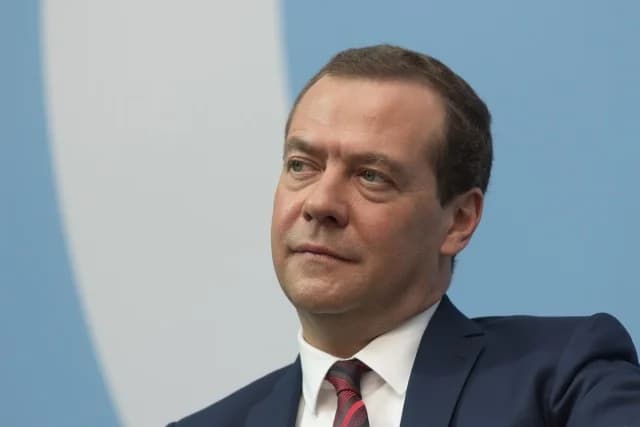 Medvedev: 'If the U.S. Takes Greenland, Europe Will Hand It Over'