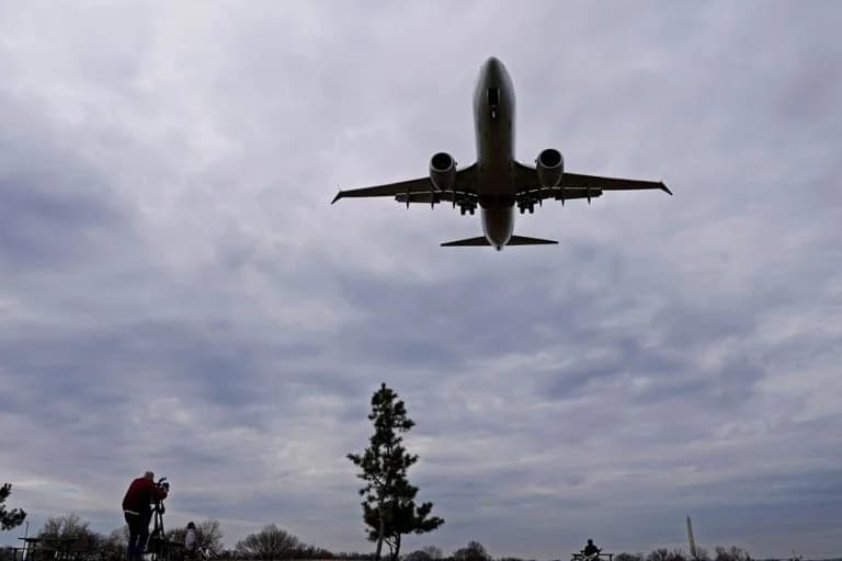 Έκτακτη προσγείωση πτήσης Λάρνακα-Αθήνα λόγω προβλήματος στην καμπίνα