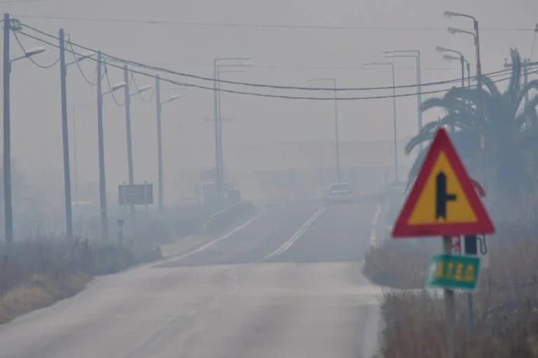 EMY: Nublado con visibilidad limitada, niebla en el oeste – Temperaturas de hasta 18°C