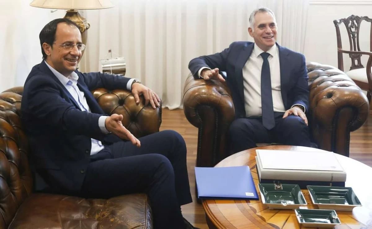 דיקו דוחה את ההחלטה לפרוש מהממשלה