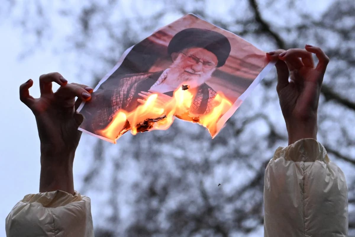 Aumento de protestas en Irán: Exigen libertad