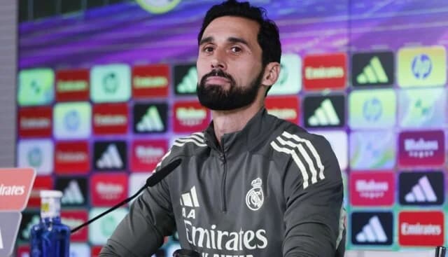 ¿Real Madrid: Busca Nuevo Entrenador Tras Eliminación en Copa del Rey?