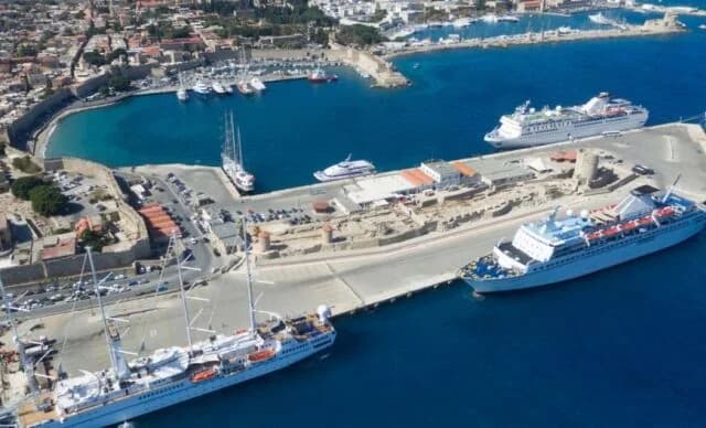 26-year-old Azerbaijani arrested for espionage in Souda, Crete