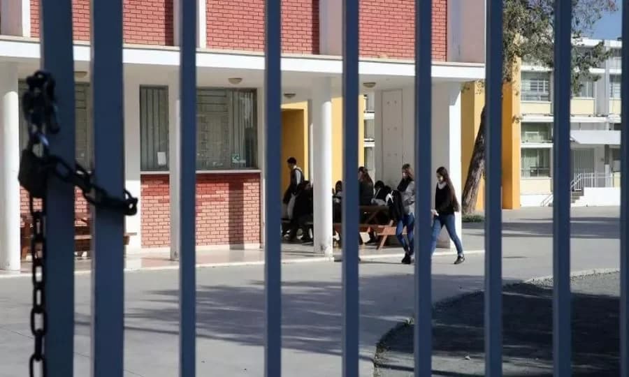 Pelea en un instituto de Paphos – Familiares involucrados (VID)