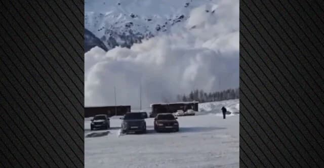 俄罗斯厄尔布鲁士滑雪胜地发生雪崩