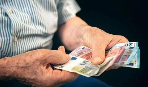 ECYSY: Pequeños aumentos en las pensiones y llamado al apoyo gubernamental