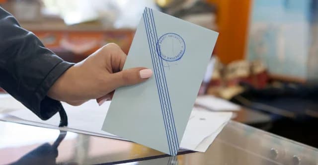 Опрос GPO: НД на 28,9%, реакция на партии Каристиану и Ципраса