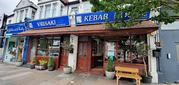 Λονδίνο: Έκλεισε το κυπριακό εστιατόριο «Vrisaki Kebab House» μετά από 50 χρόνια