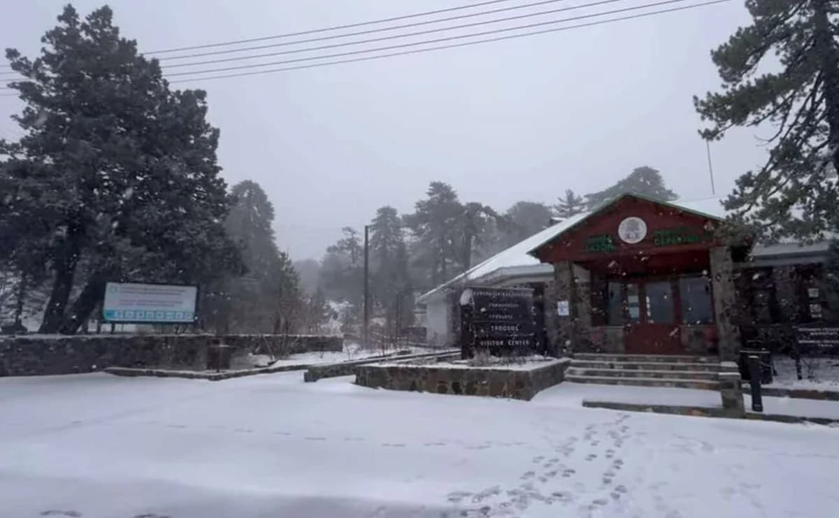 Anhaltende Kälte: 21 cm Schnee in Chionistra