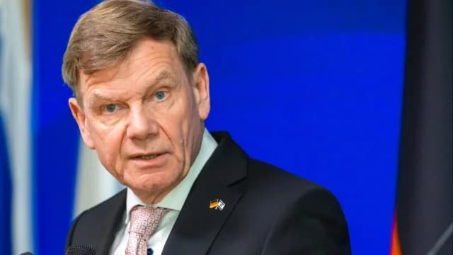 Ministro alemán pide respuesta europea a aranceles de Trump