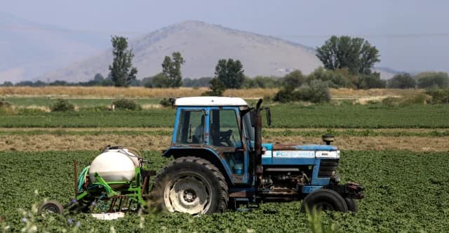 Δέσμευση λογαριασμών 12 αγροτών για παράνομες επιδοτήσεις