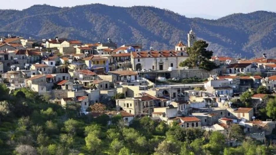 Δήμαρχος Λευκάρων: Καταγγελίες για ναρκωτικά σε τ/κ υποστατικά και παράνομες απαιτήσεις