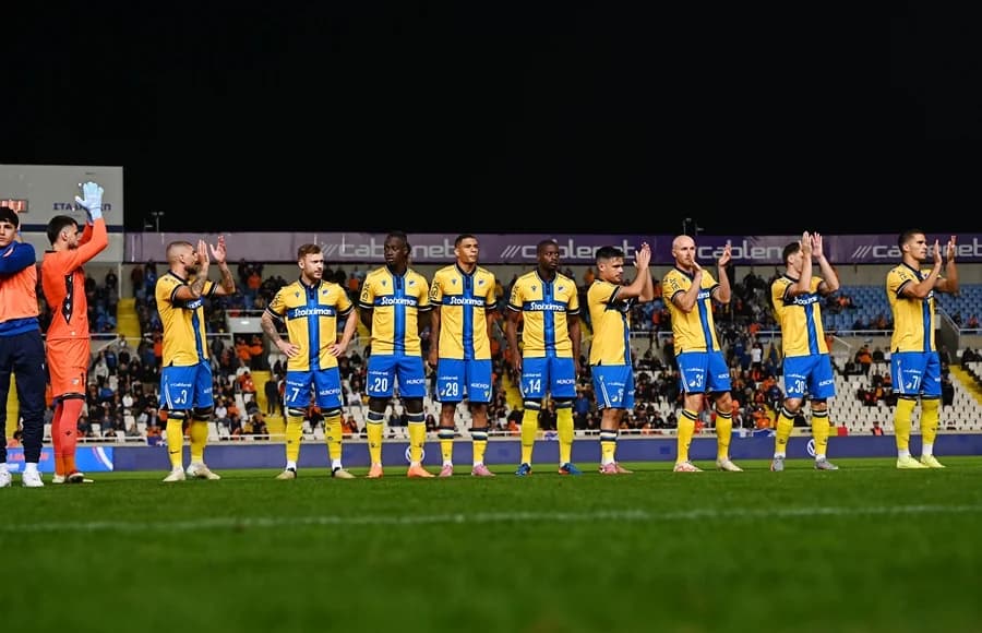希腊人竞技 (APOEL) 遭遇本赛季首次客场失利，今日对阵阿拉迪波奥莫尼亚寻求反弹
