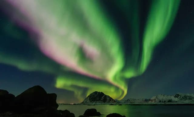 4 Paisajes Invernales Impresionantes: De Noruega a Islandia