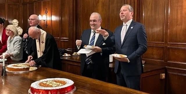 法法利奥斯：对航运业绿色转型和地缘政治风险的担忧